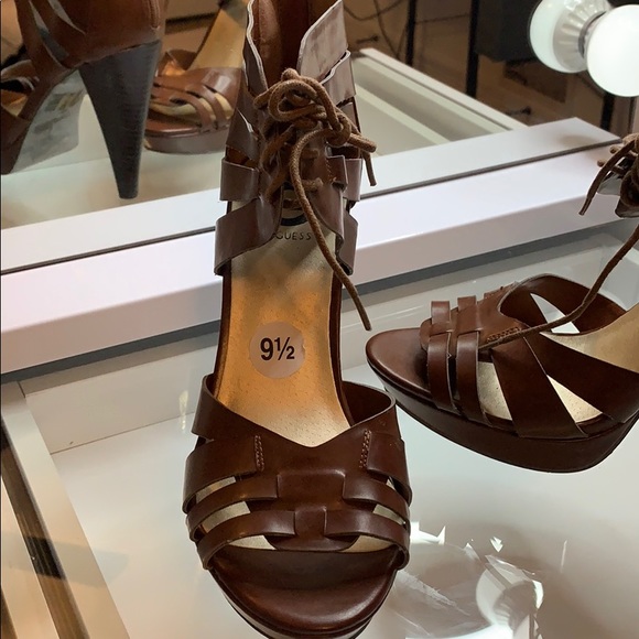 Guess heels - Picture 3 of 3